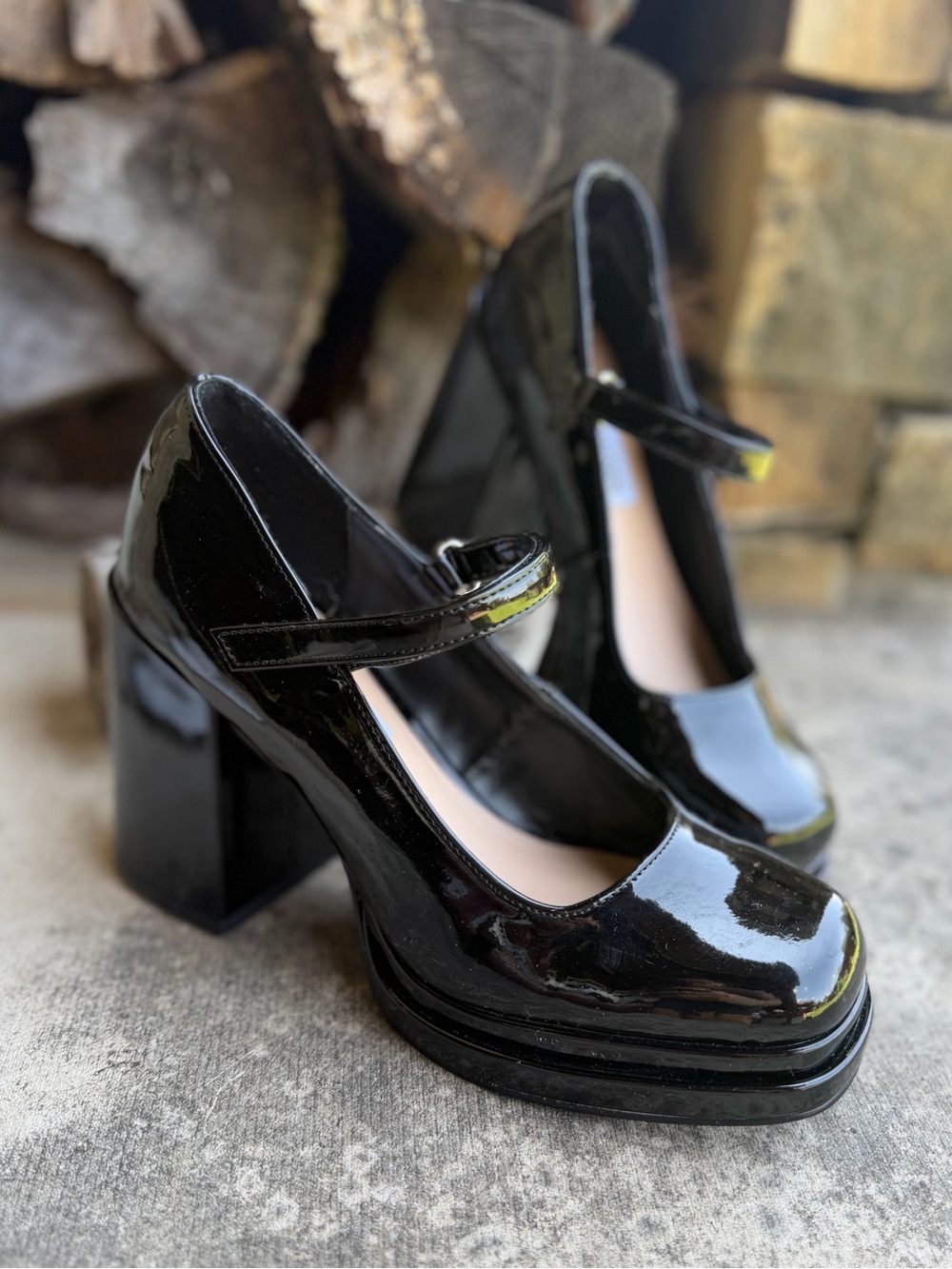 Steve Madden Black Patent Mary Jane Platform Block Heels Sz-6M.  Y